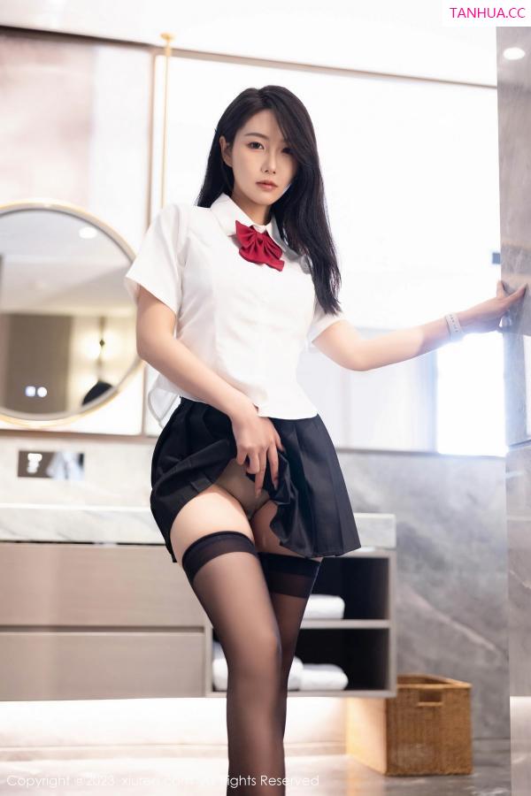   [XiuRen]高清写真图 2023.11.13 No.7653 苏苏阿 短裙美腿第22张图片